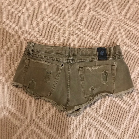One Teaspoon jean shorts - Picture 2 of 3